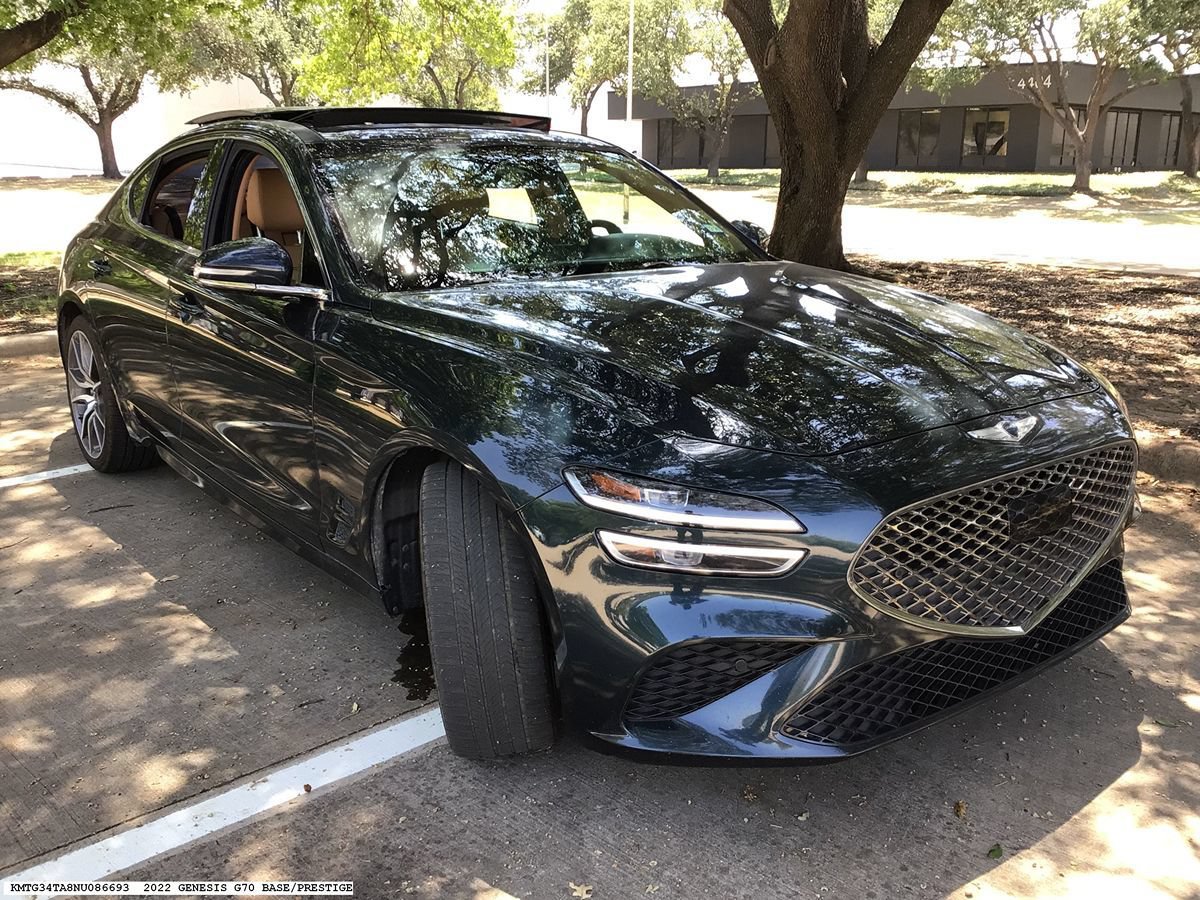 Used 2022 Genesis G70 2.0T w/ Prestige Package RWD image 4
