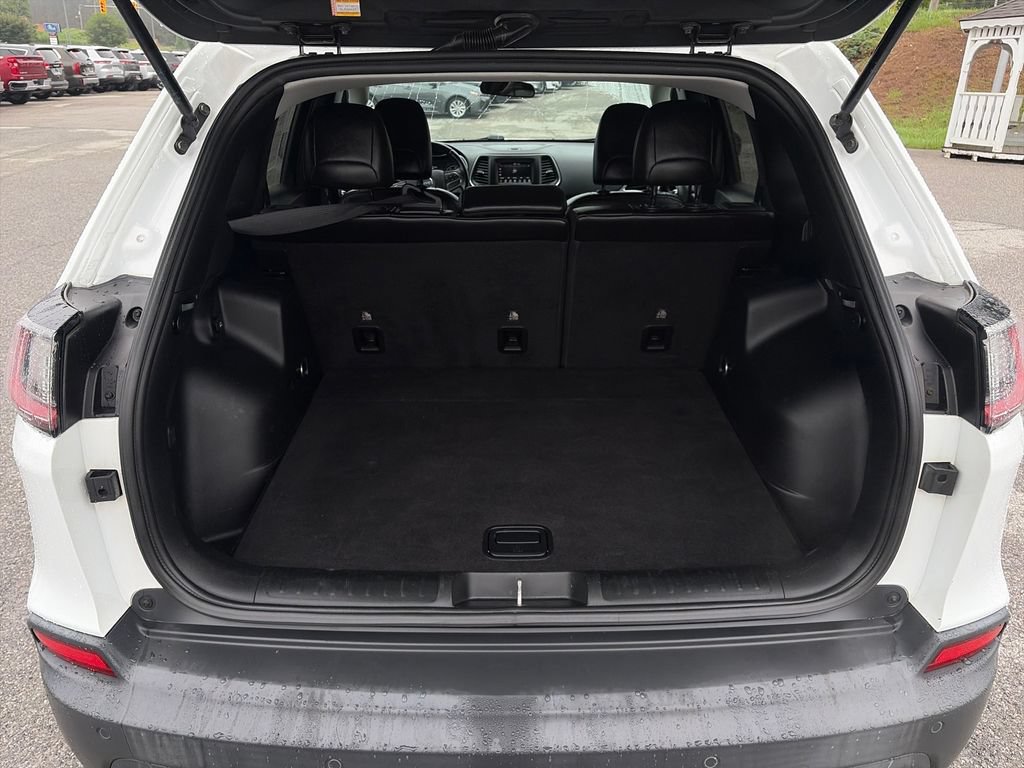 Used 2019 Jeep Cherokee Latitude Plus AWD/4WD image 22