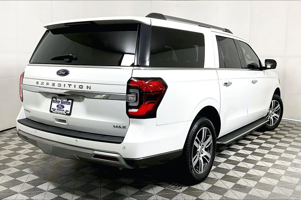 Used 2022 Ford Expedition Max Limited image 12