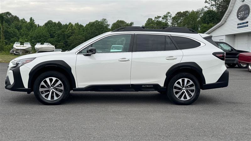 Used 2023 Subaru Outback Premium AWD/4WD image 8