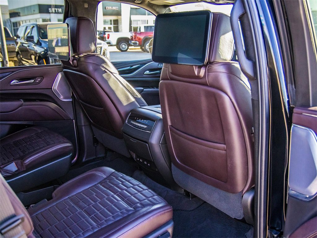 Used 2023 Cadillac Escalade Sport Platinum w/ LPO, ONYX Package image 25