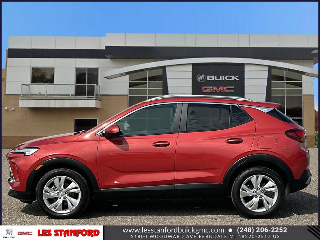 Used 2024 Buick Encore GX Preferred FWD image 2
