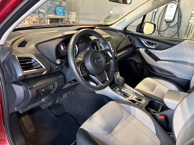 Used 2023 Subaru Forester Premium AWD/4WD image 2