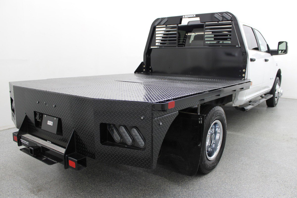 Used 2024 RAM 3500 SLT w/ Quick Order Package 2YG SLT AWD/4WD image 5