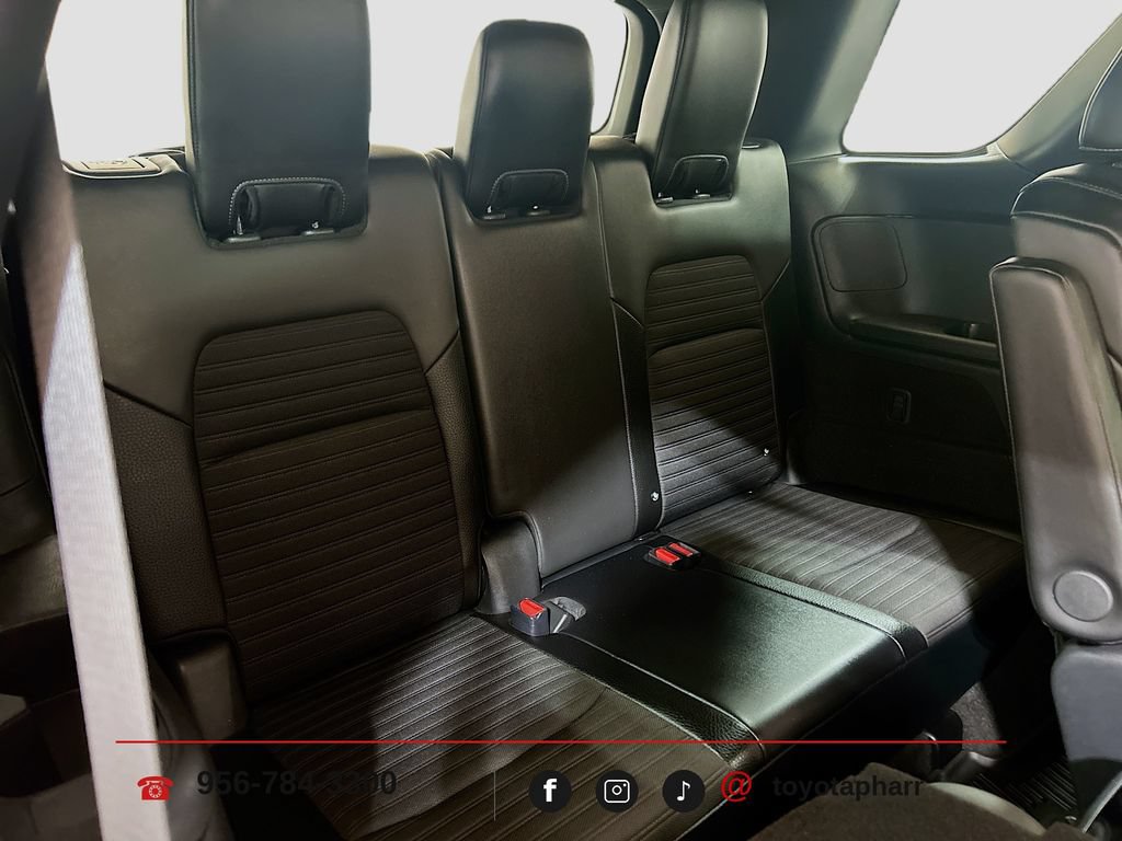 Used 2024 Nissan Pathfinder Rock Creek AWD/4WD image 25