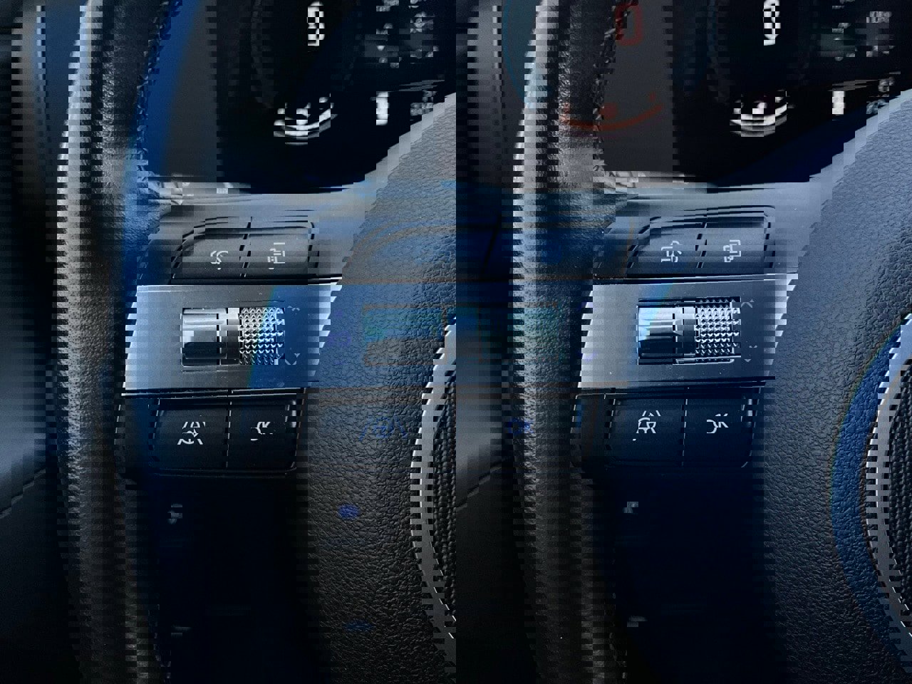 Used 2025 Hyundai Kona SEL image 35