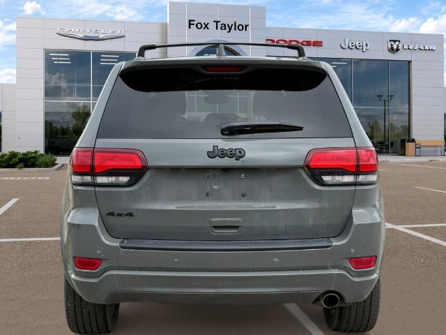 Used 2019 Jeep Grand Cherokee Altitude AWD/4WD image 5
