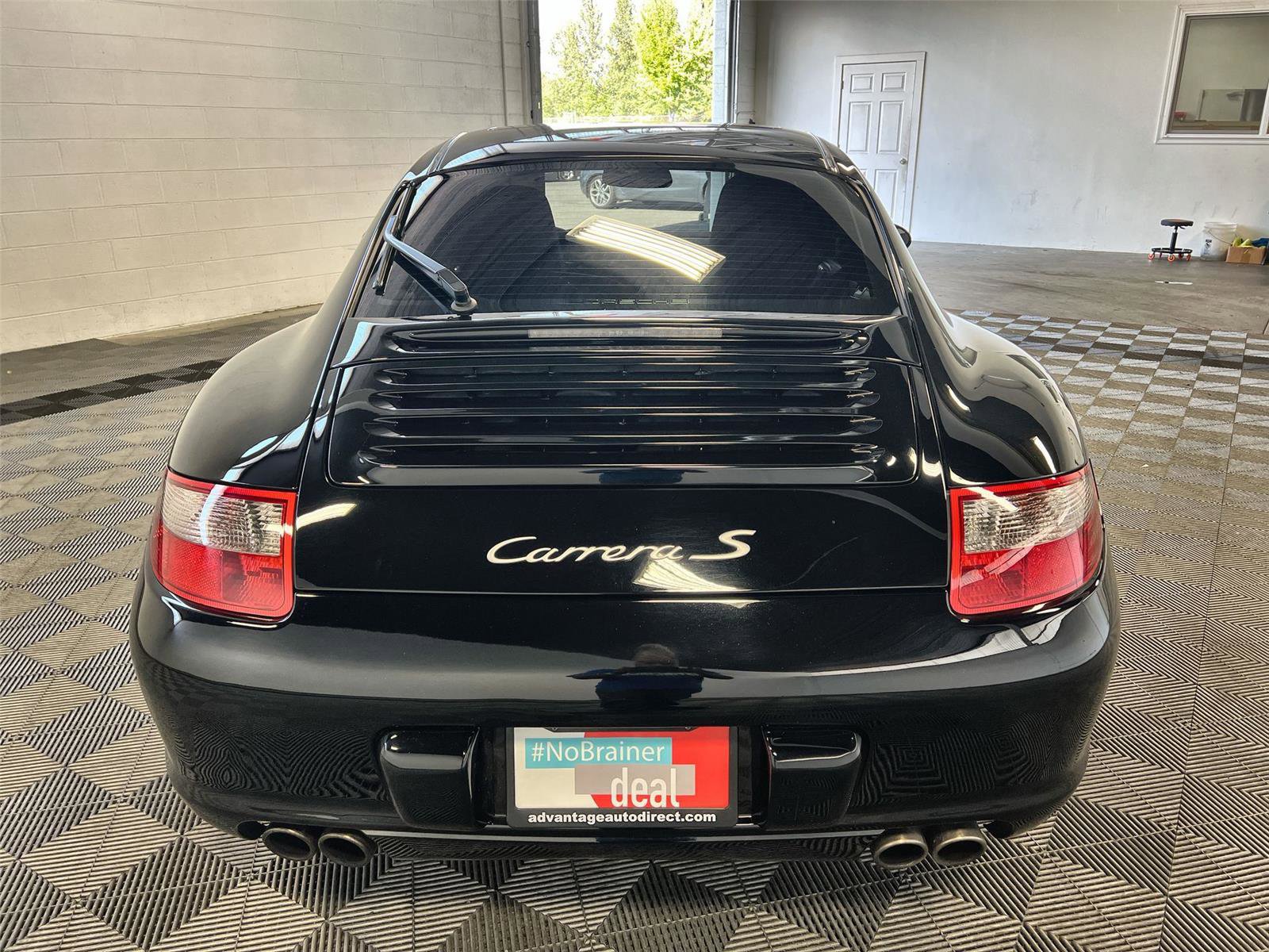 Used 2005 Porsche 911 Carrera S image 5