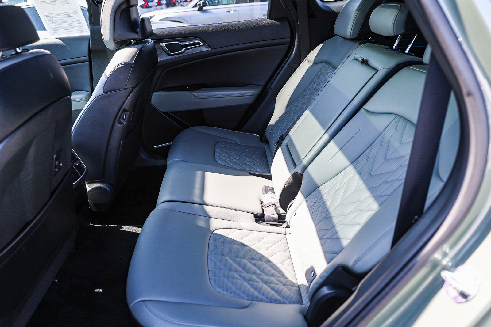 Used 2025 Kia Sportage X-Pro Prestige AWD/4WD image 8