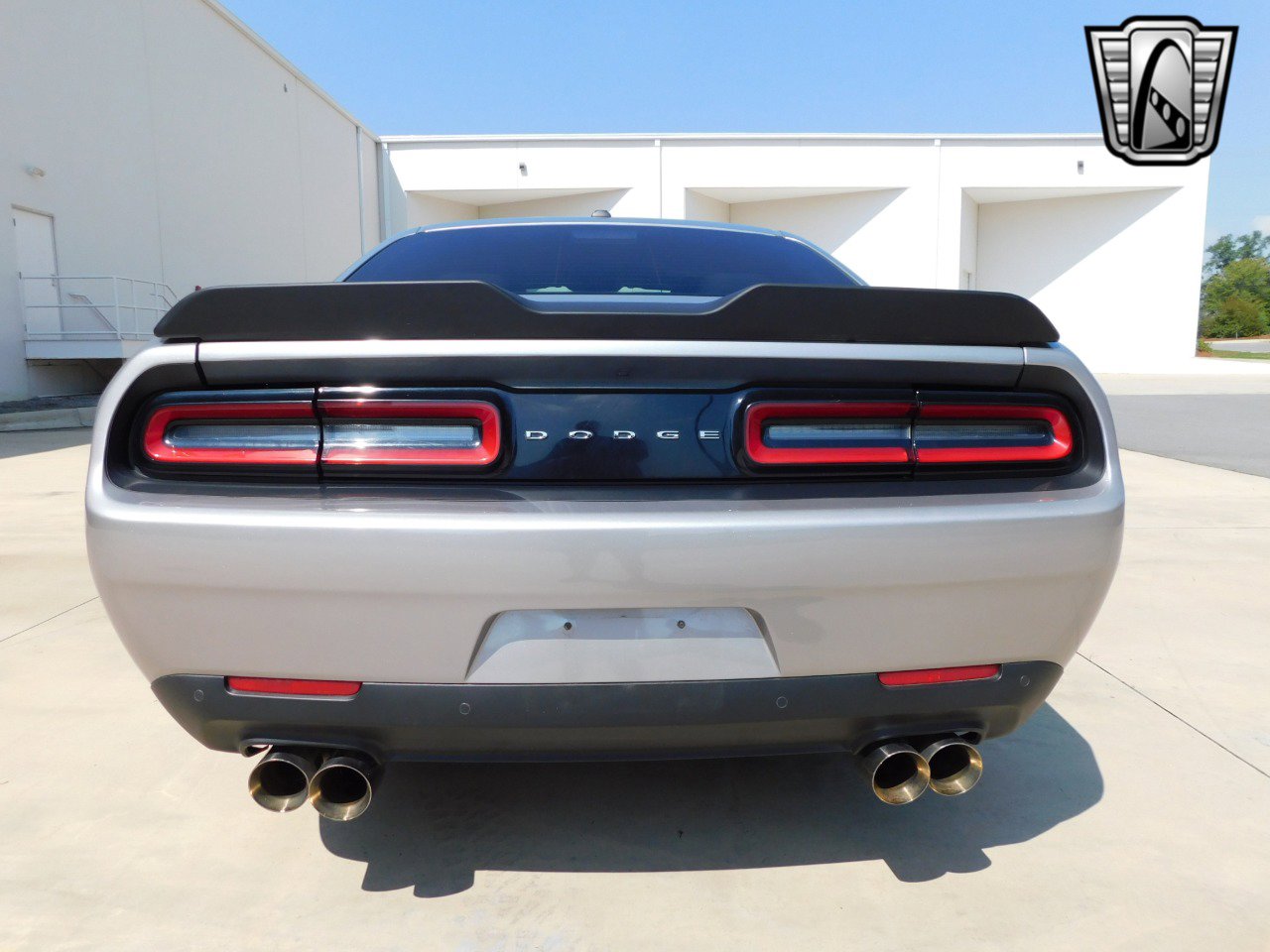 Used 2015 Dodge Challenger SXT w/ Driver Convenience Group image 9