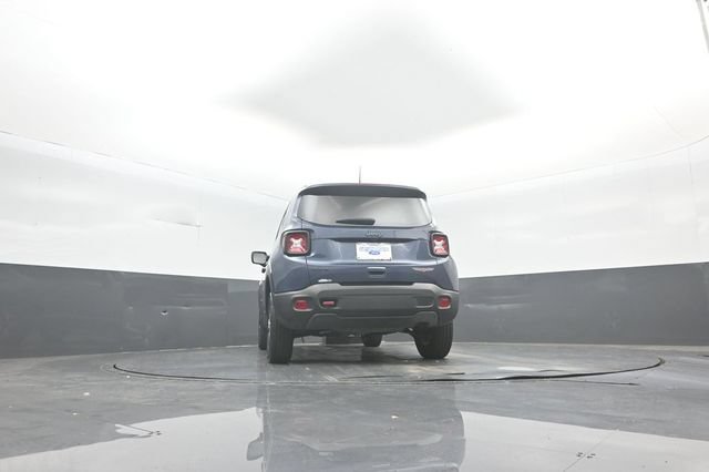 Used 2021 Jeep Renegade Trailhawk AWD/4WD image 38