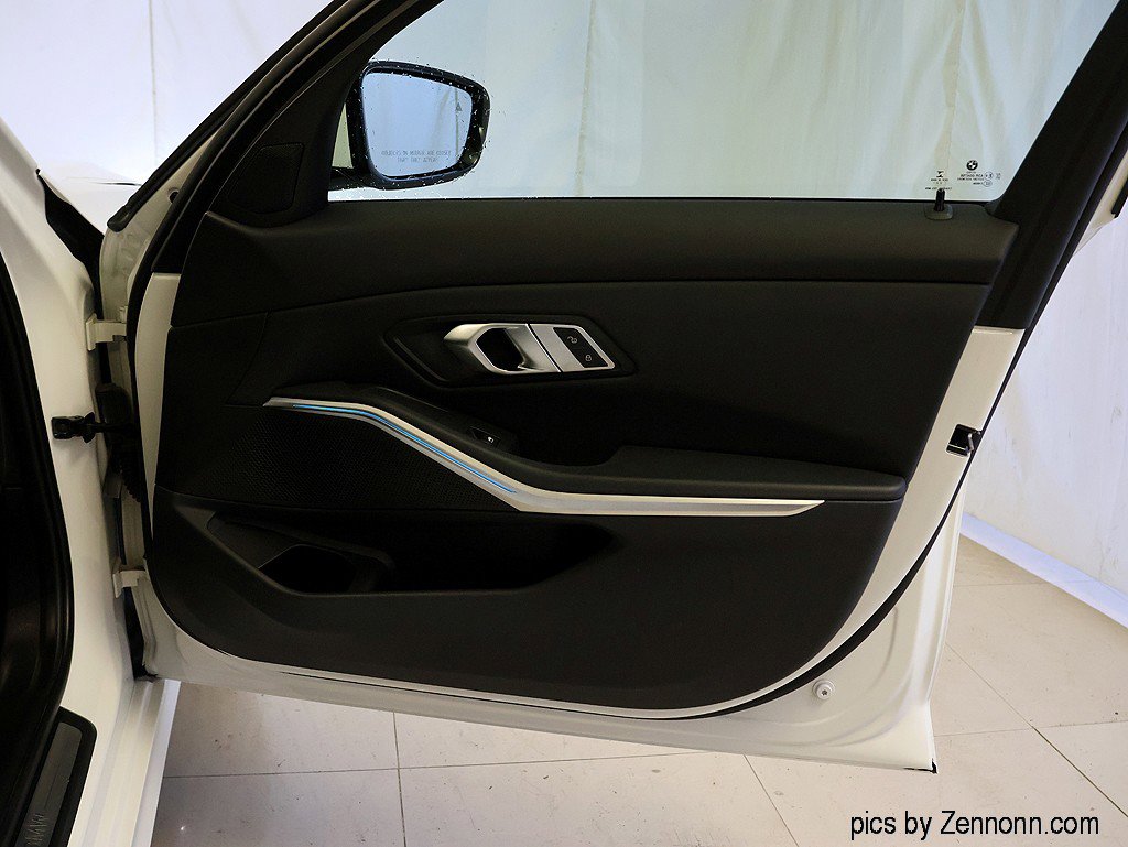 Certified 2023 BMW 330e xDrive w/ Premium Package image 32