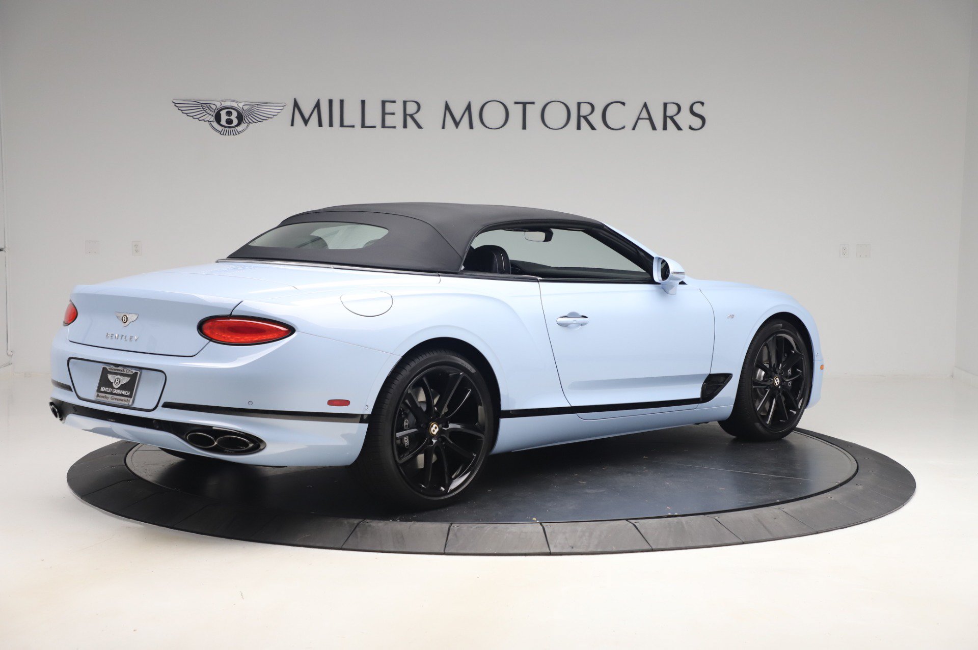 Used 2020 Bentley Continental GT V8 AWD/4WD image 16