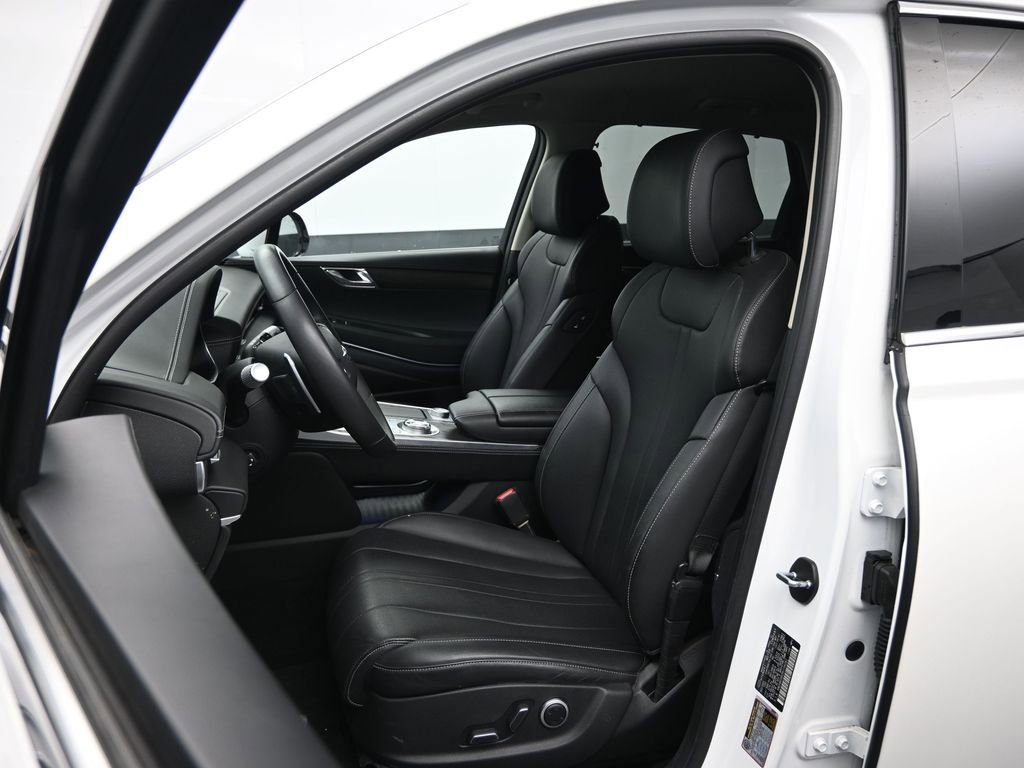 Used 2024 Genesis GV80 2.5T AWD/4WD image 25