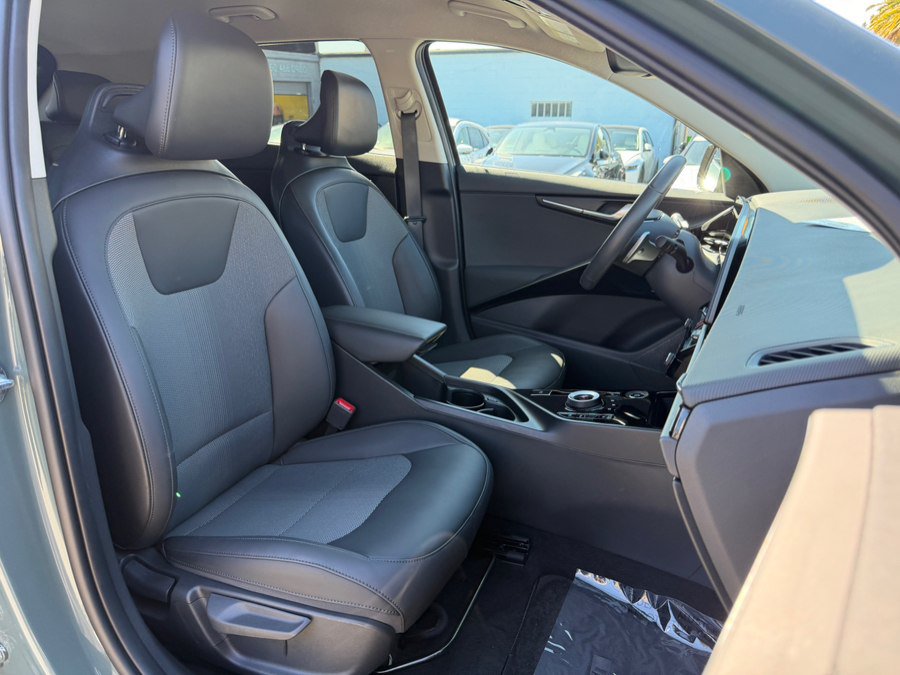 Used 2024 Kia Niro Wind FWD image 32