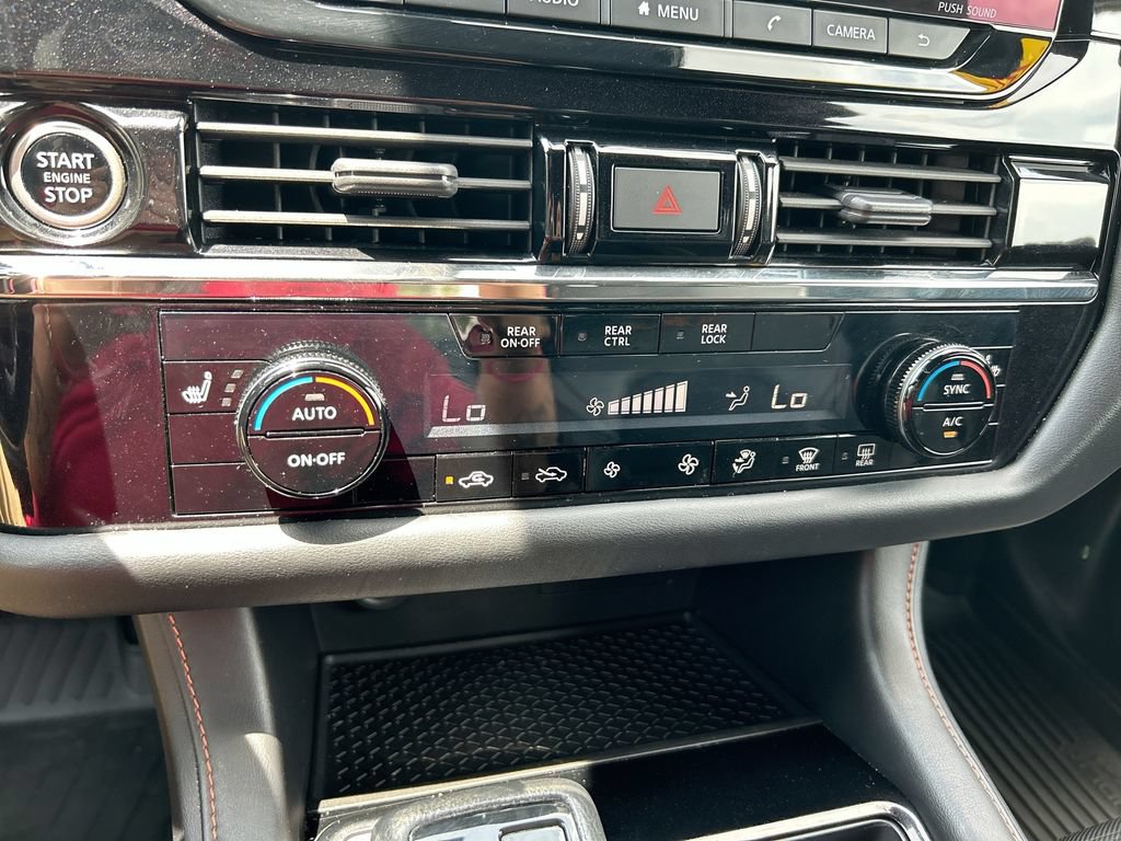 Used 2023 Nissan Pathfinder Rock Creek AWD/4WD image 25