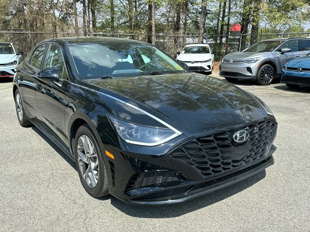 Used 2023 Hyundai Sonata SEL w/ Cargo Package image 3