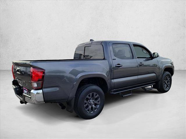 Used 2022 Toyota Tacoma SR5 RWD image 5