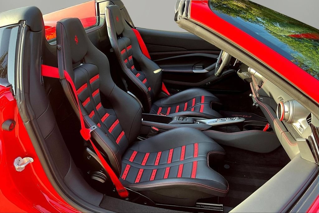 Used 2022 Ferrari F8 Tributo RWD image 23