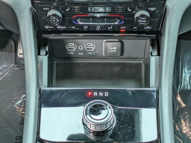 Certified 2024 Jeep Grand Cherokee Altitude image 15