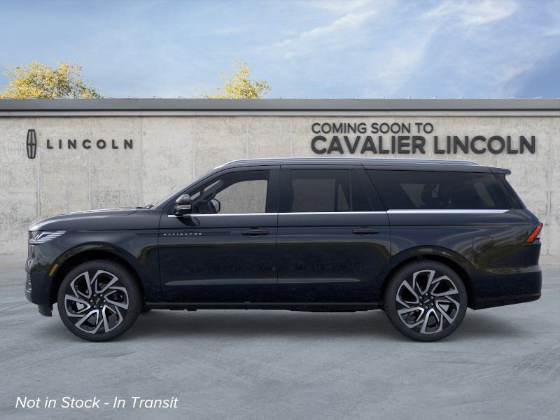 New 2026 Lincoln Navigator L Black Label AWD/4WD image 3