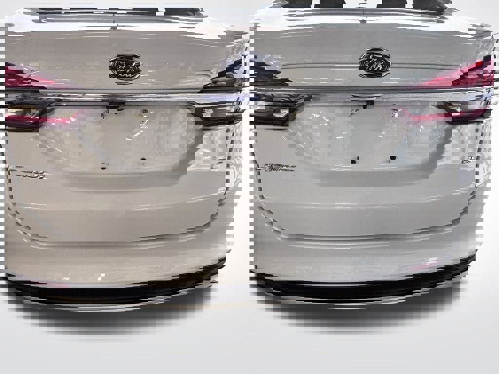 Used 2018 Ford Fusion SE image 4