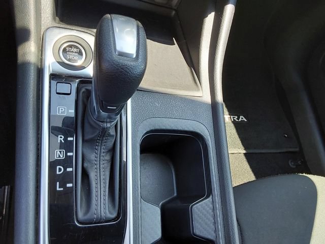 Used 2024 Nissan Sentra SV FWD image 30
