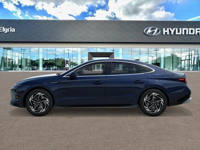 New 2026 Hyundai Sonata SEL FWD image 3