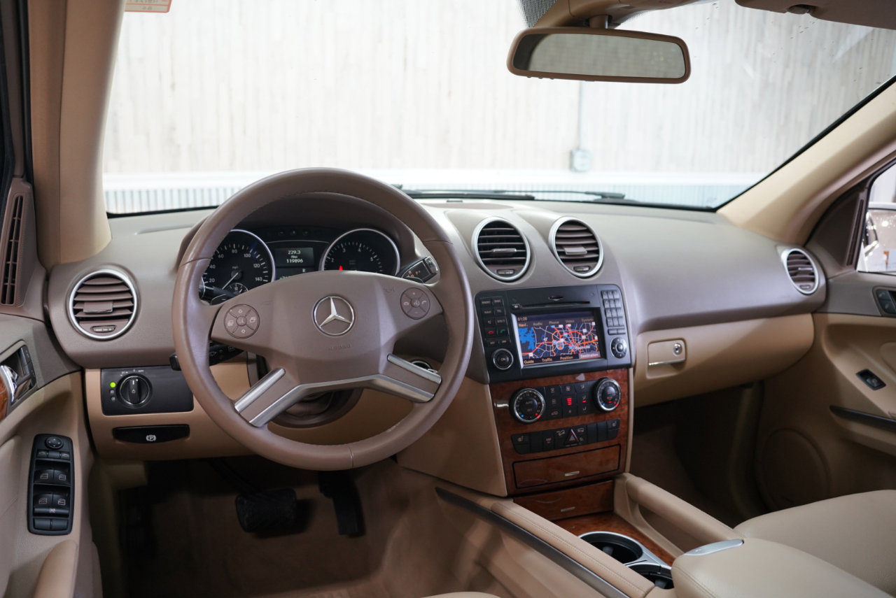 Used 2009 Mercedes-Benz ML 350 4MATIC image 11