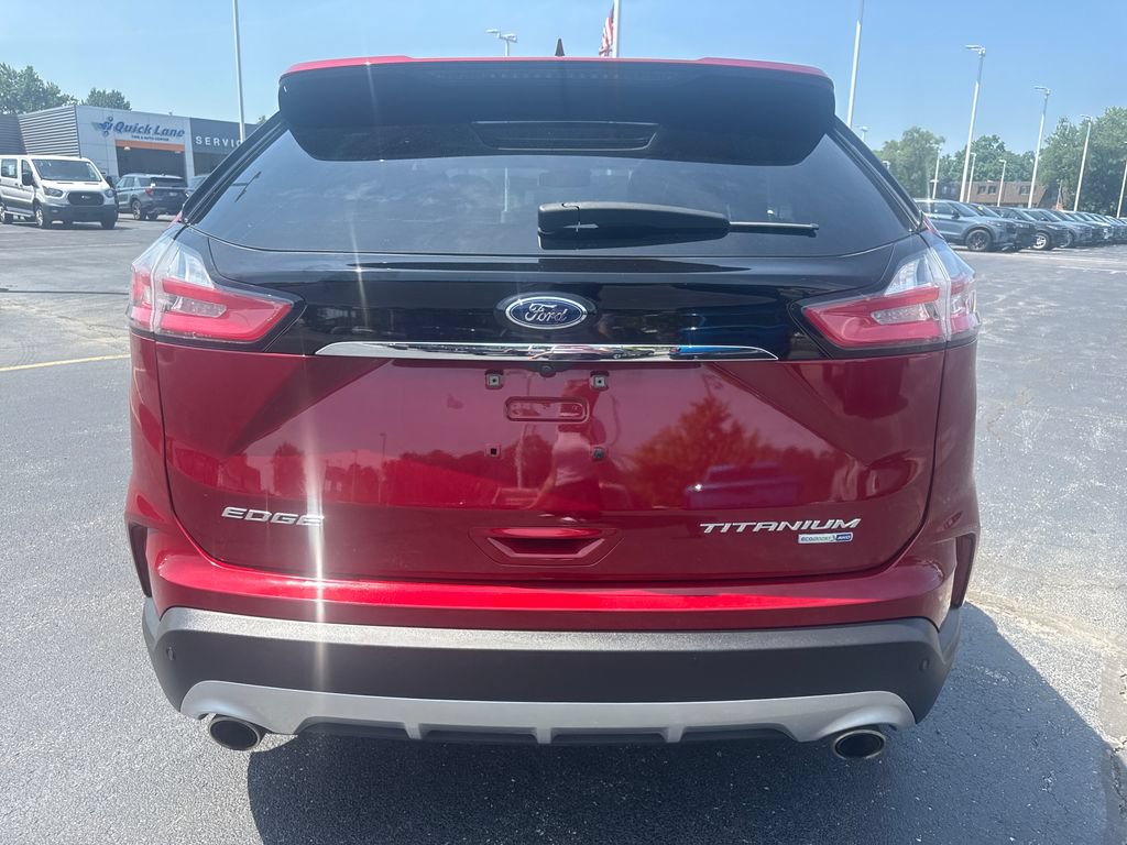 Used 2019 Ford Edge Titanium w/ Equipment Group 301A AWD/4WD image 7