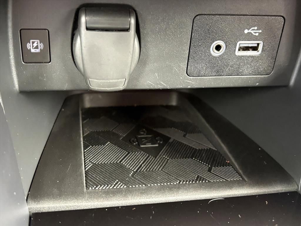 Certified 2024 Nissan Versa SV w/ Trunk Package image 15