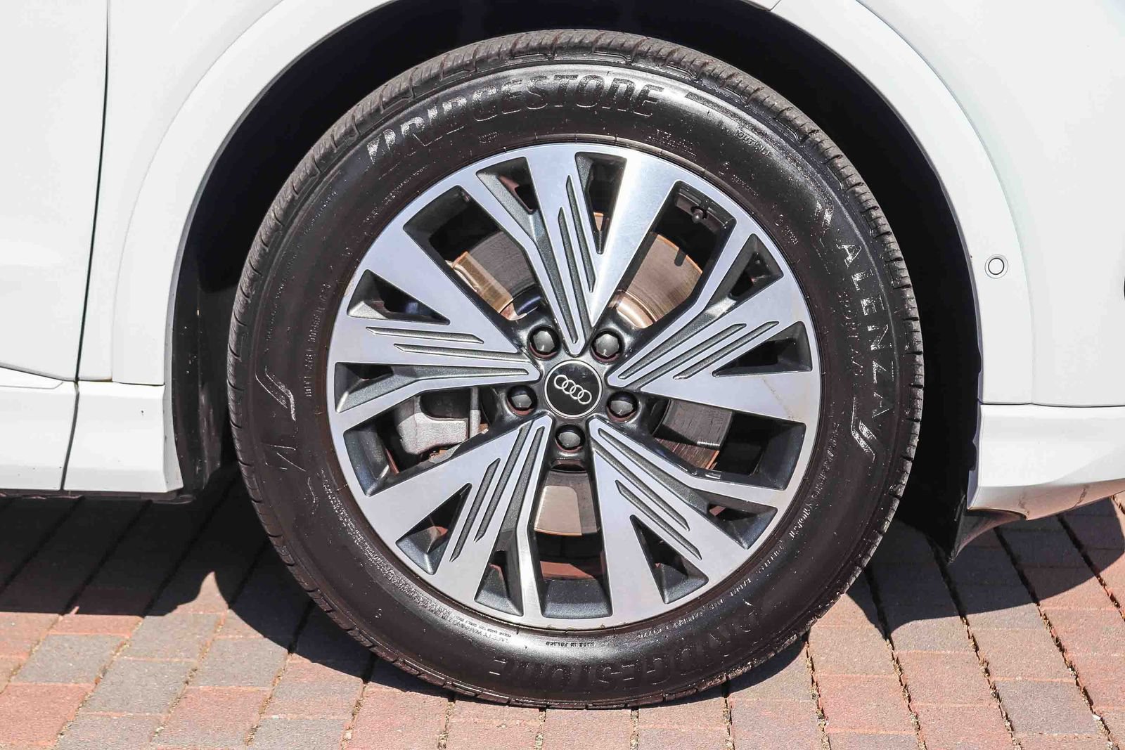 Used 2023 Audi Q4 e-tron Premium Plus RWD image 10