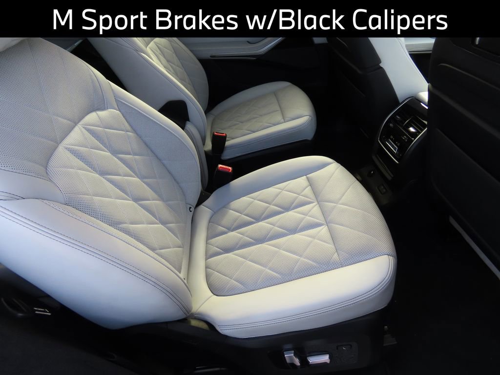 Certified 2023 BMW X7 xDrive40i w/ Executive Package image 15