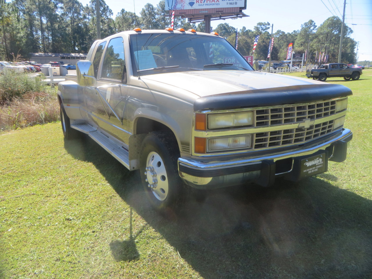 Used 1993 Chevrolet Silverado 3500 2WD Extended Cab image 4