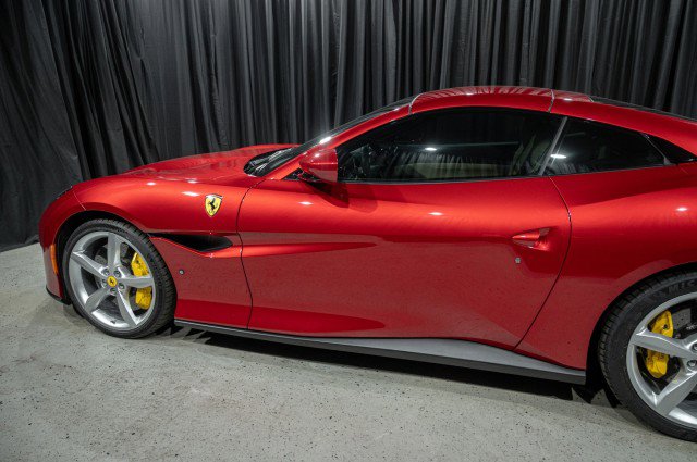 Used 2020 Ferrari Portofino image 5