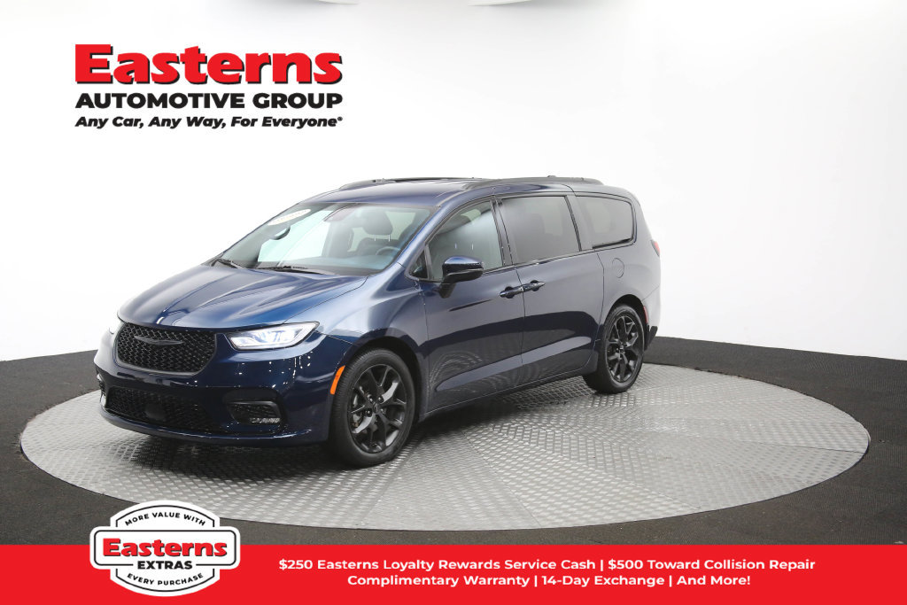 Used 2023 Chrysler Pacifica Touring-L w/ S Appearance Package FWD image 58