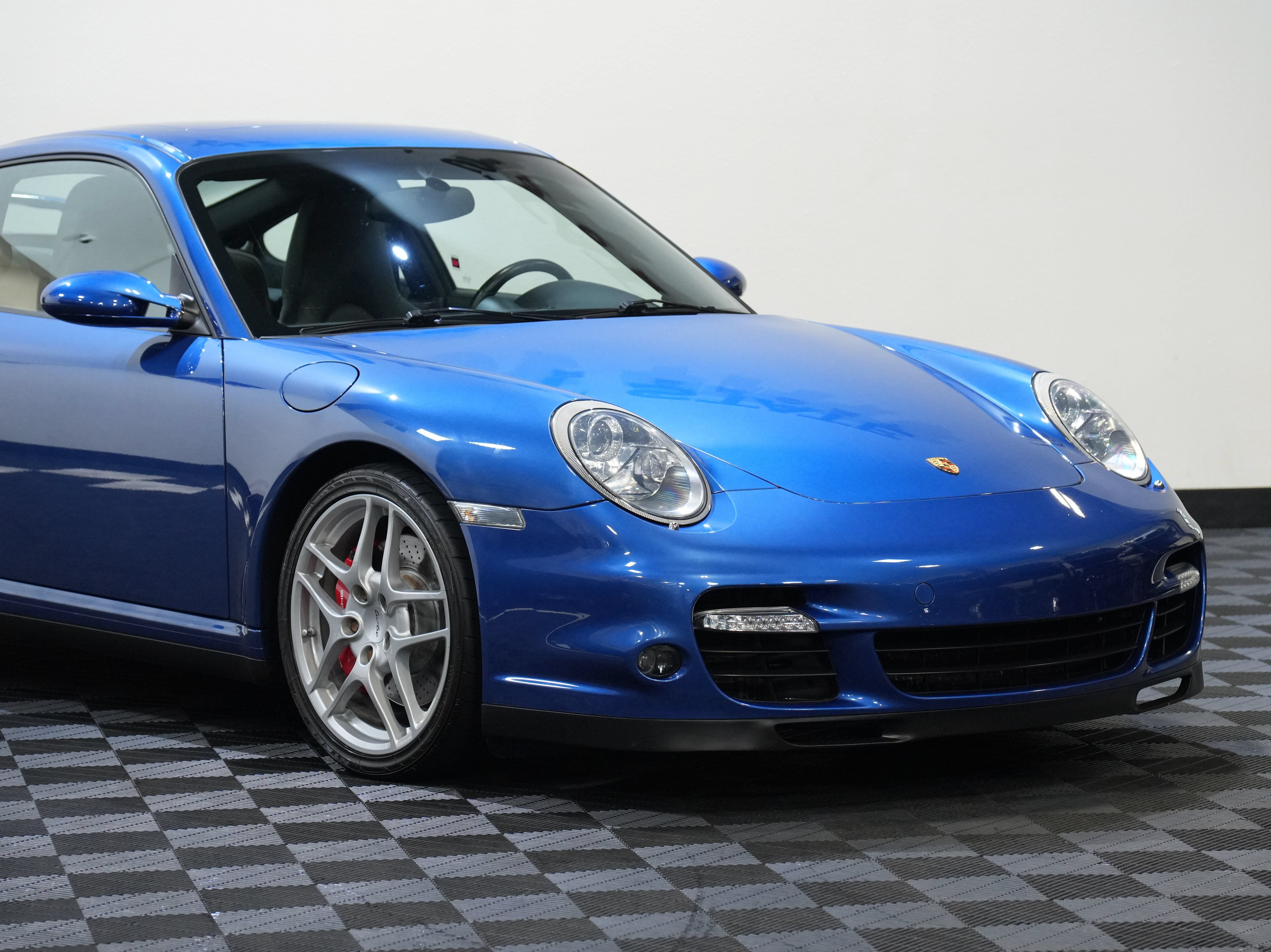 Used 2008 Porsche 911 Turbo AWD/4WD image 9