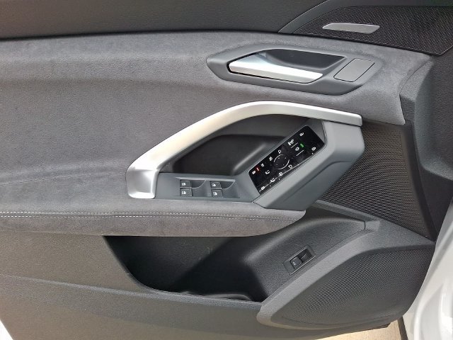 New 2026 Audi SQ5 Premium Plus AWD/4WD image 8