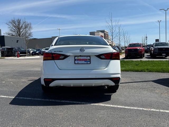 Certified 2025 Nissan Altima 2.5 S FWD image 6