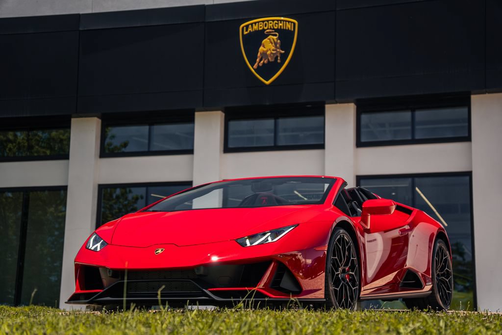 Used 2024 Lamborghini Huracan EVO AWD/4WD image 1