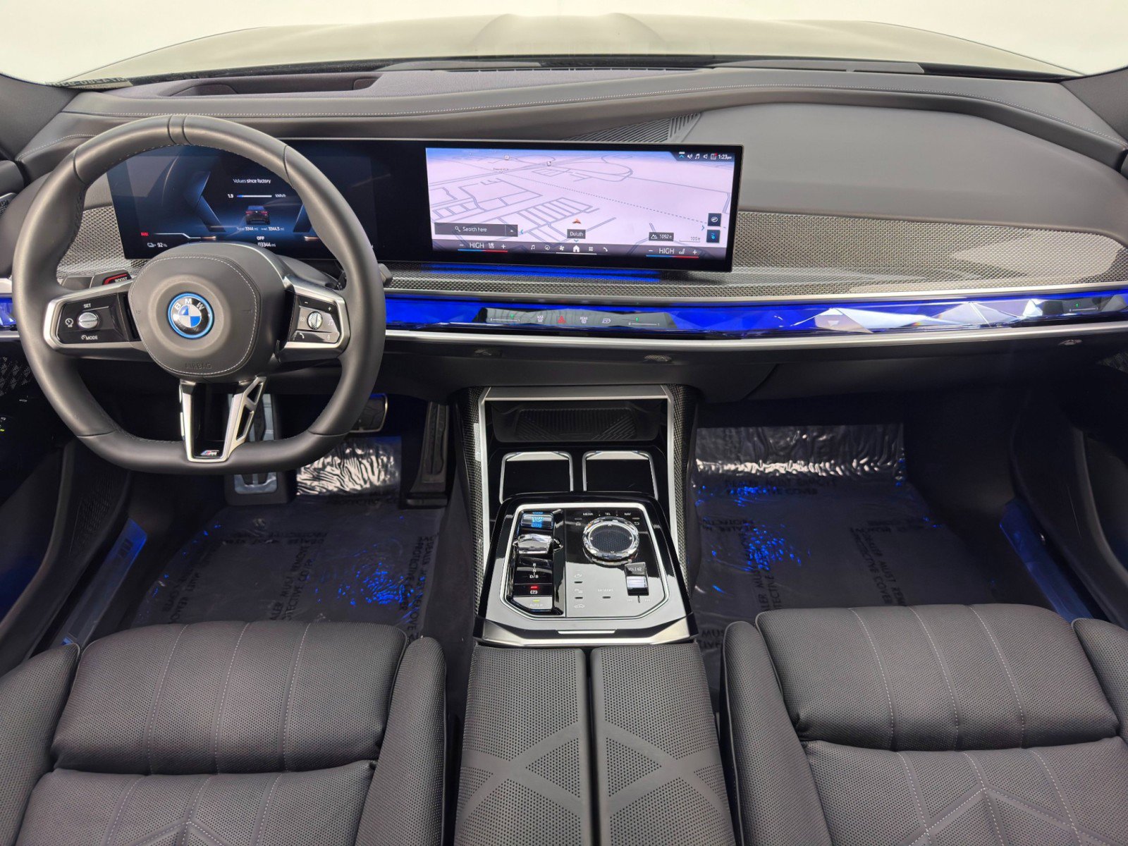 Used 2023 BMW i7 xDrive60 w/ Parking Assistance Package image 14