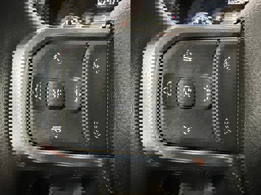 Used 2024 RAM 3500 Laramie image 20