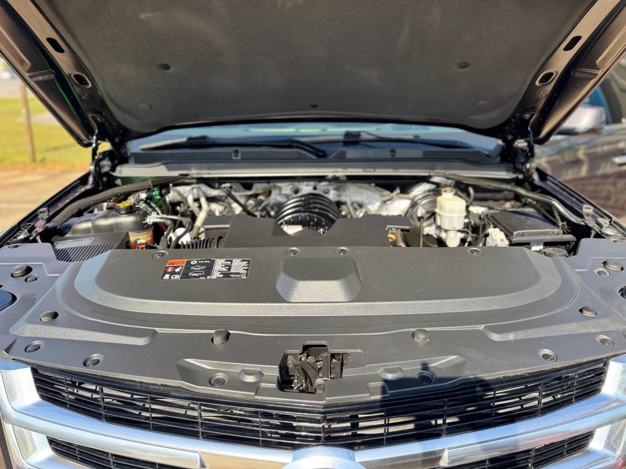 Used 2015 Cadillac Escalade ESV Premium AWD/4WD image 16