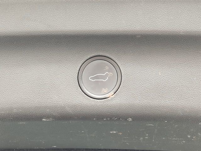 Used 2022 Tesla Model Y Performance image 15