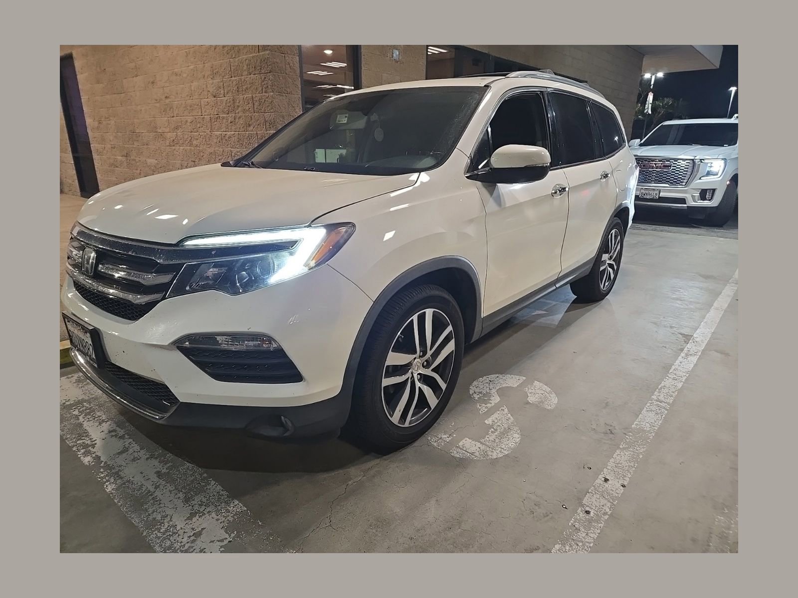 Used 2018 Honda Pilot Elite