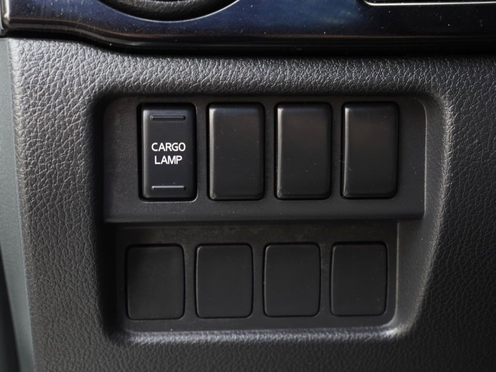 Certified 2023 Nissan Titan SV image 9