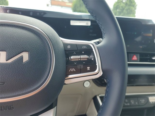 New 2026 Kia Carnival EX image 19