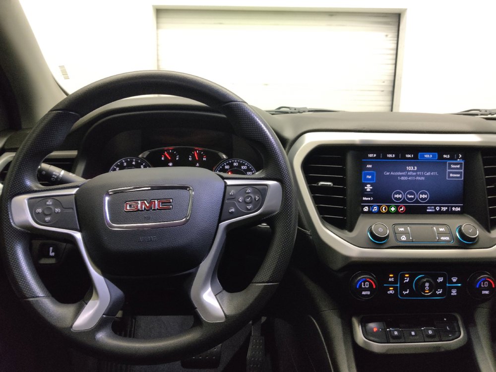 Used 2021 GMC Acadia SLE FWD image 22