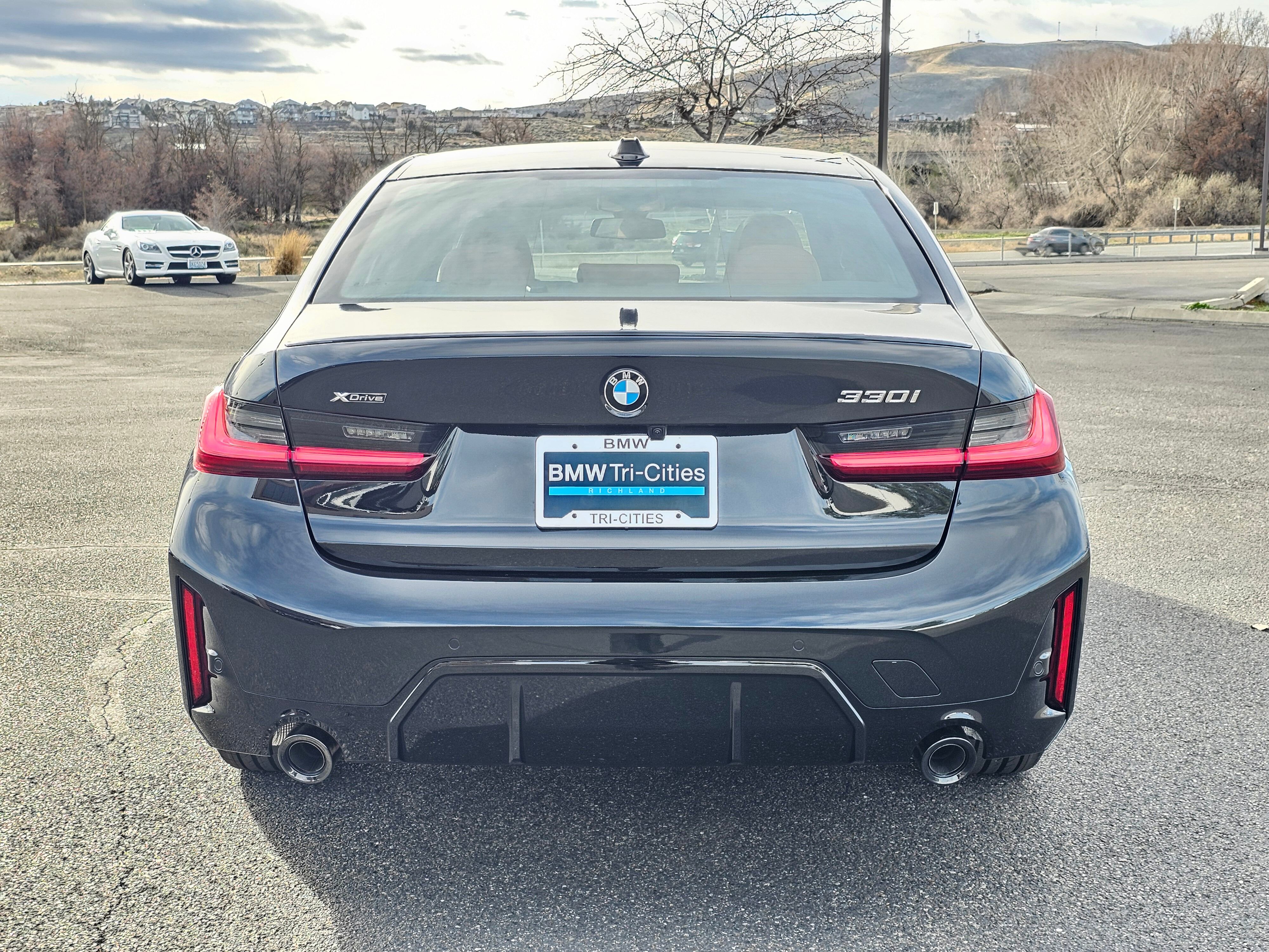 New 2026 BMW 330i xDrive Sedan w/ M Sport Package image 5