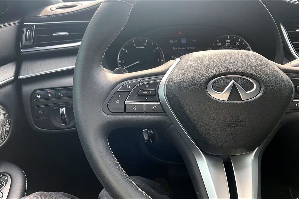 Used 2023 INFINITI QX55 Sensory w/ Lighting Package AWD/4WD image 10